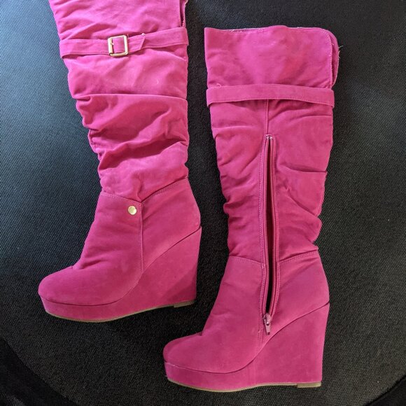 Fushia Knee high wedge boots - Picture 1 of 3